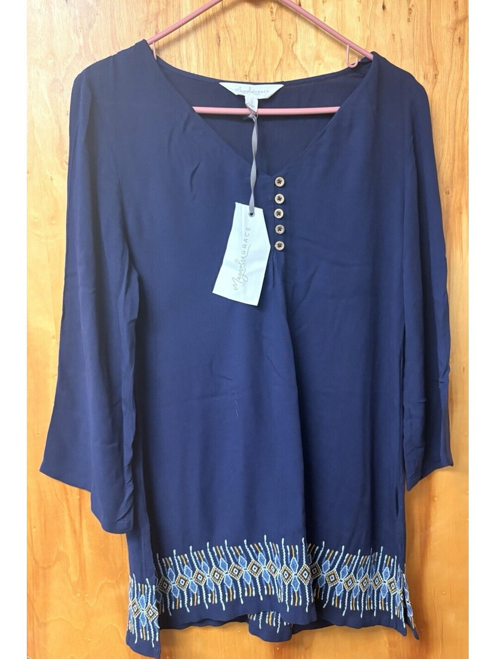Magnolia Grace Blue V-Neck Button-Front Embroidered 3/4 Sleeve Blouse, S